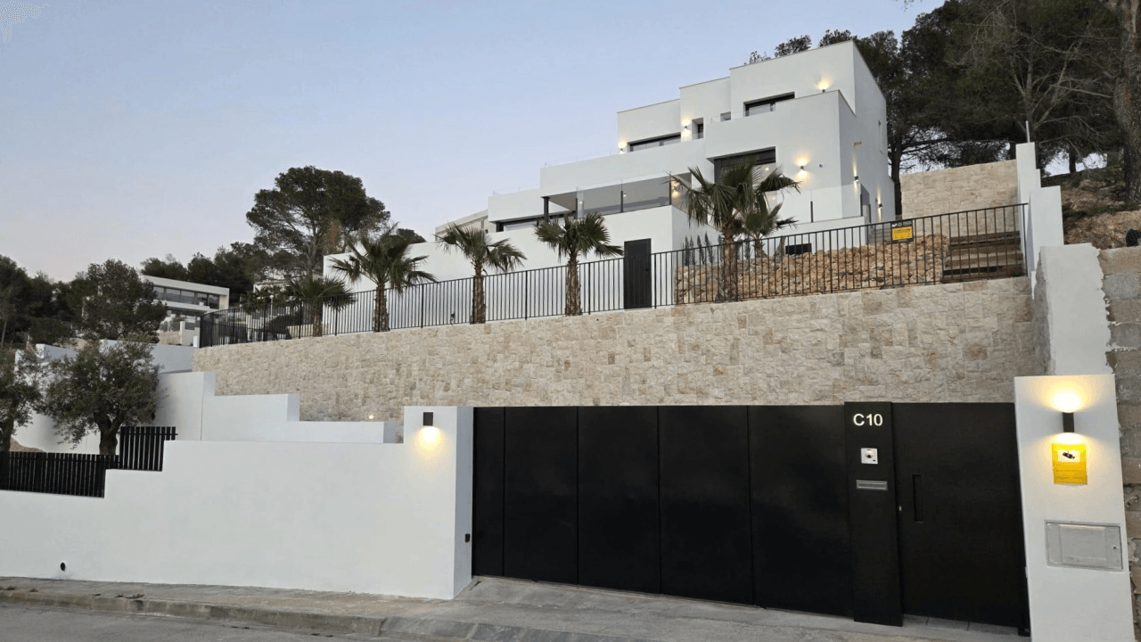 Nybygget villa klar til indflytning
