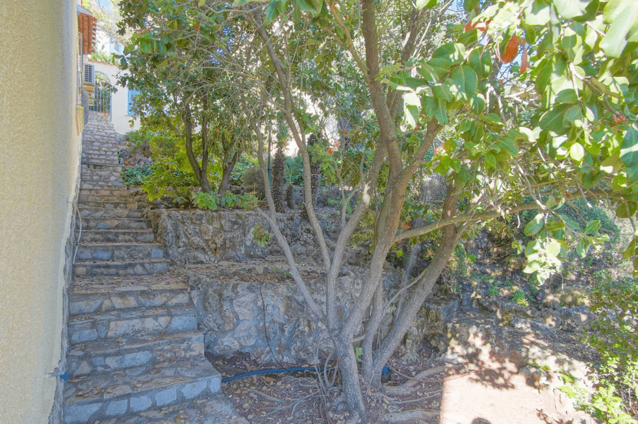 Villa for sale in Pego