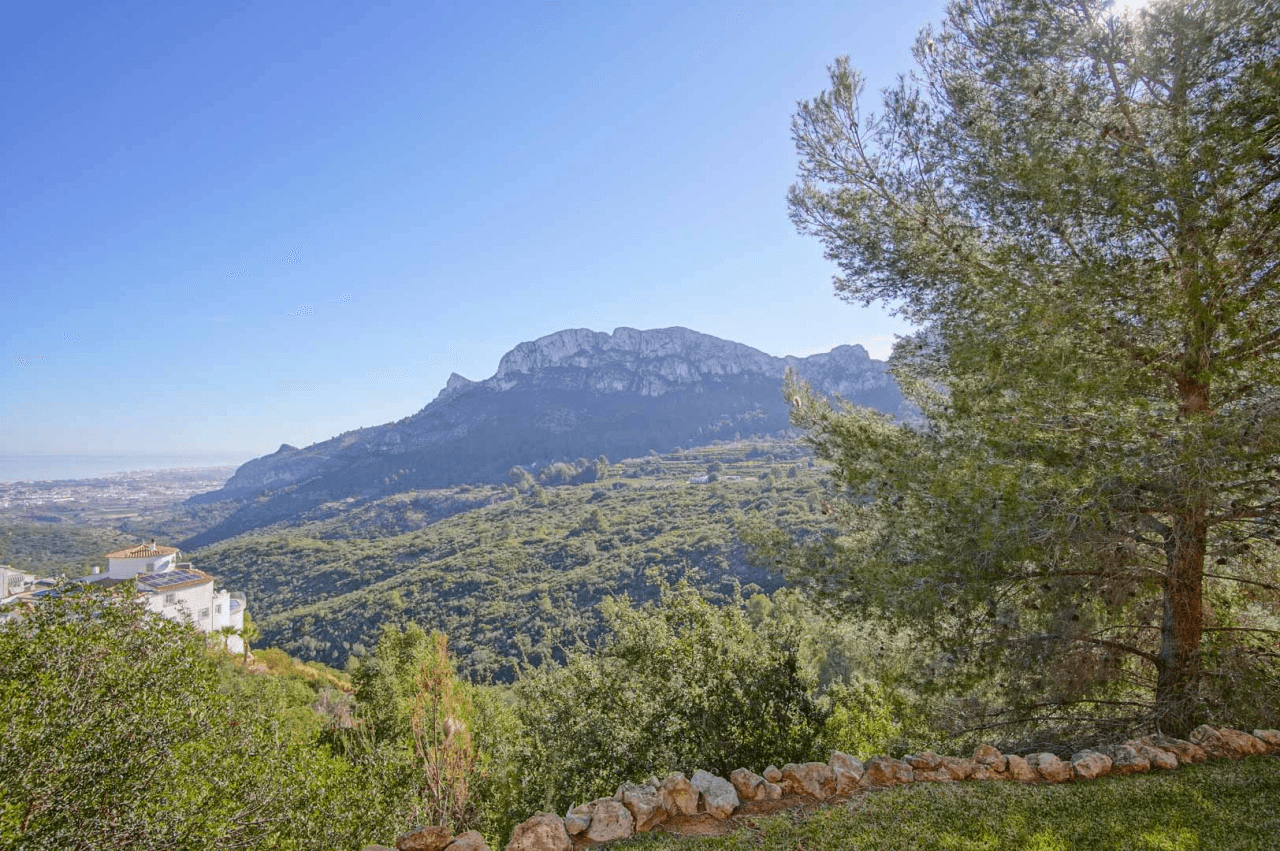 Villa for sale in Pego