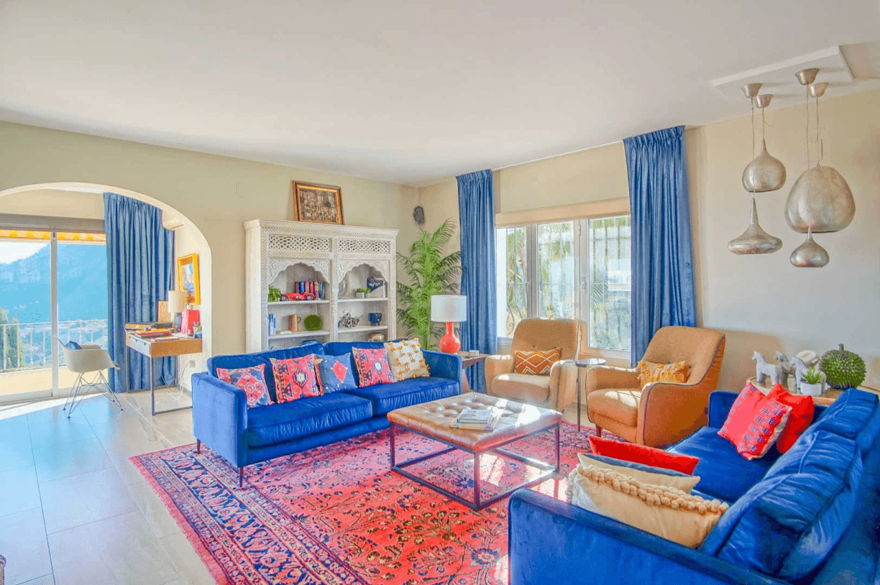 Villa for sale in Pego