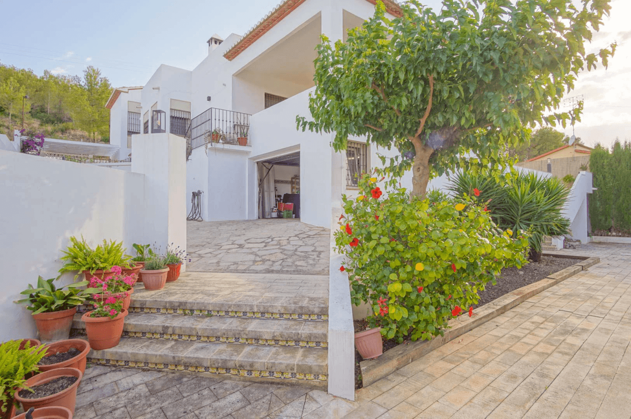 Villa til salg i Denia