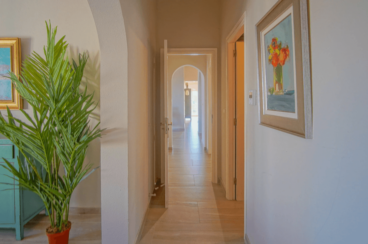 Villa for sale in Pego