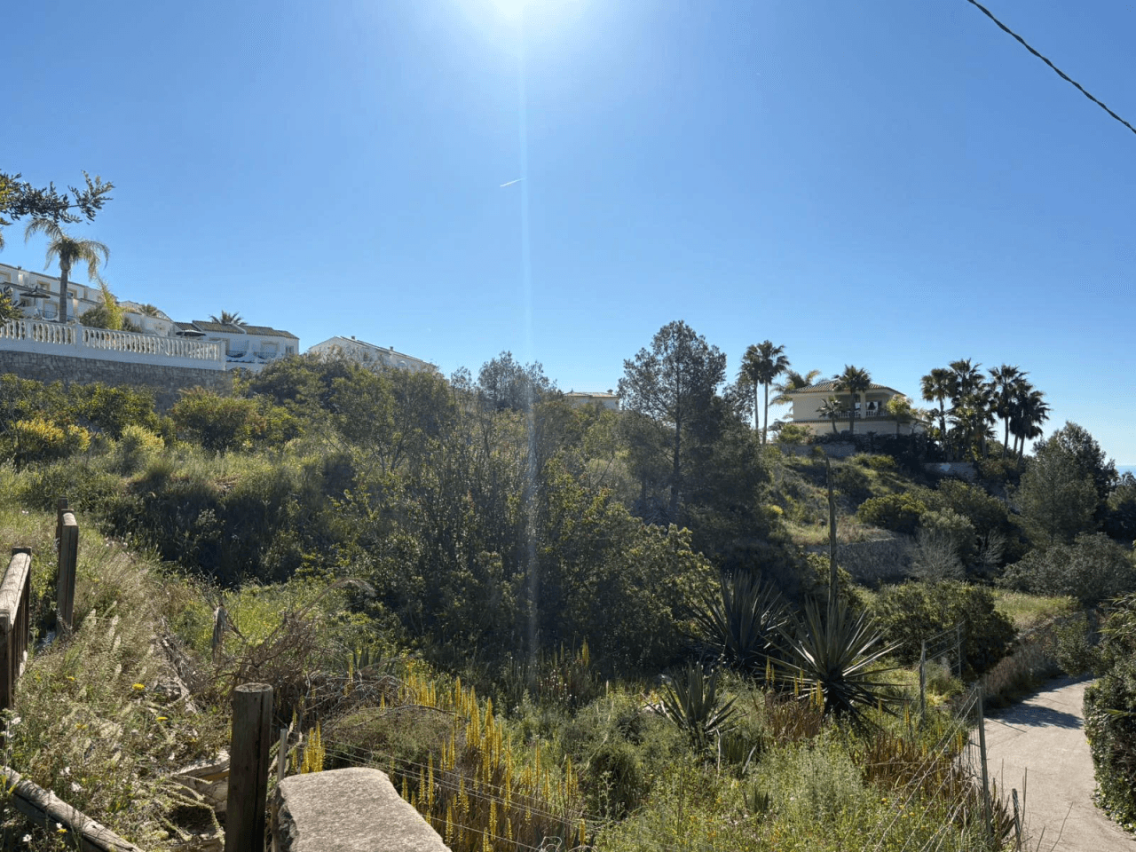 Grund med havudsigt i Calpe