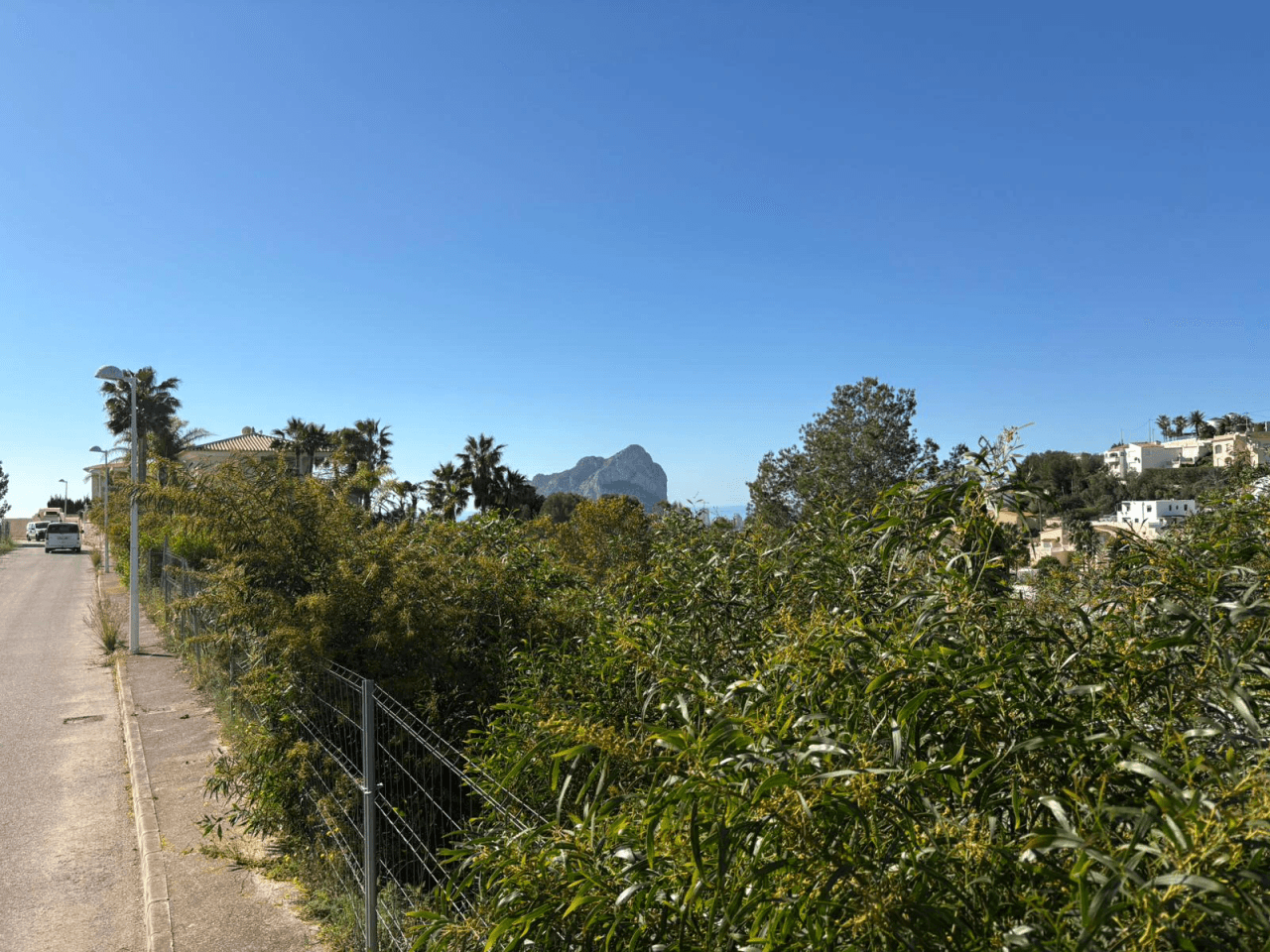 Grund med havudsigt i Calpe