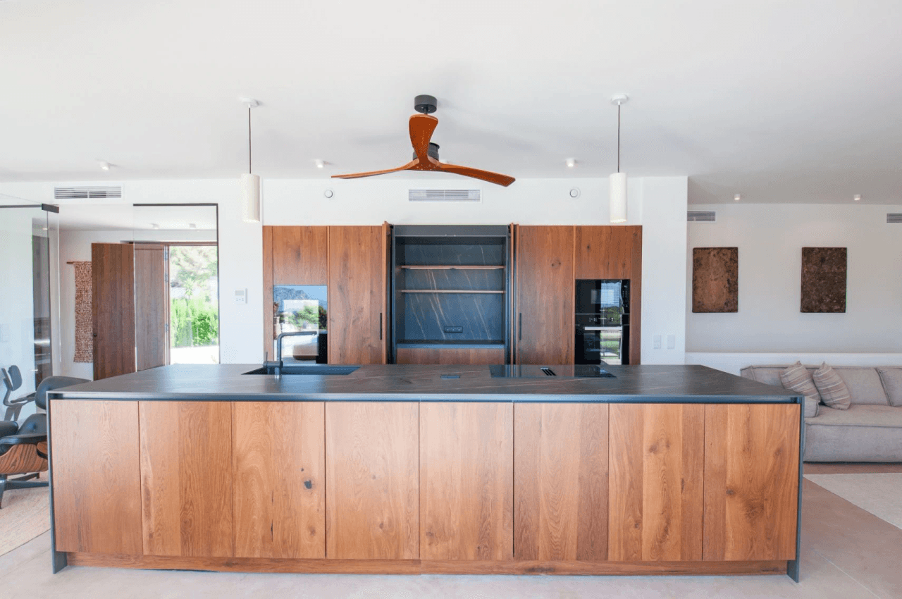 Moderne Luxusvilla mit Meerblick zu verkaufen in Moraira