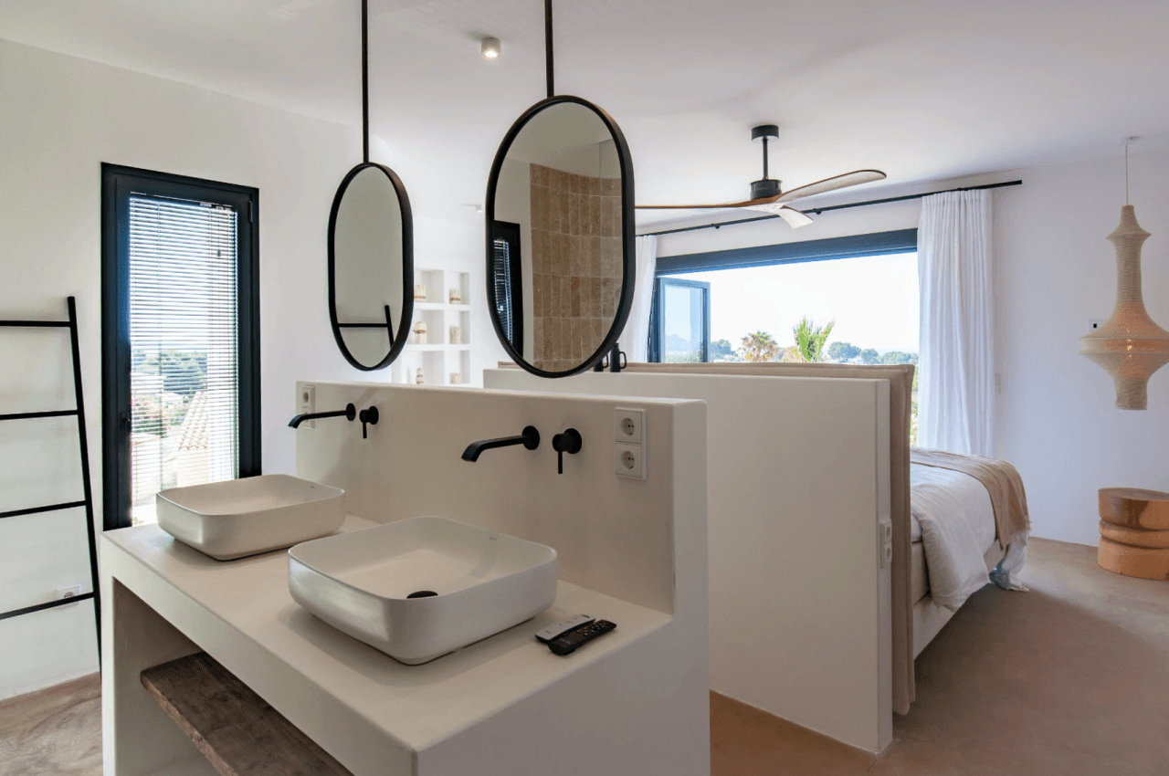 Moderne Luxusvilla mit Meerblick zu verkaufen in Moraira
