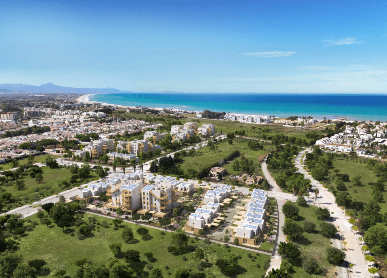 New townhouses within walking distance of the beach