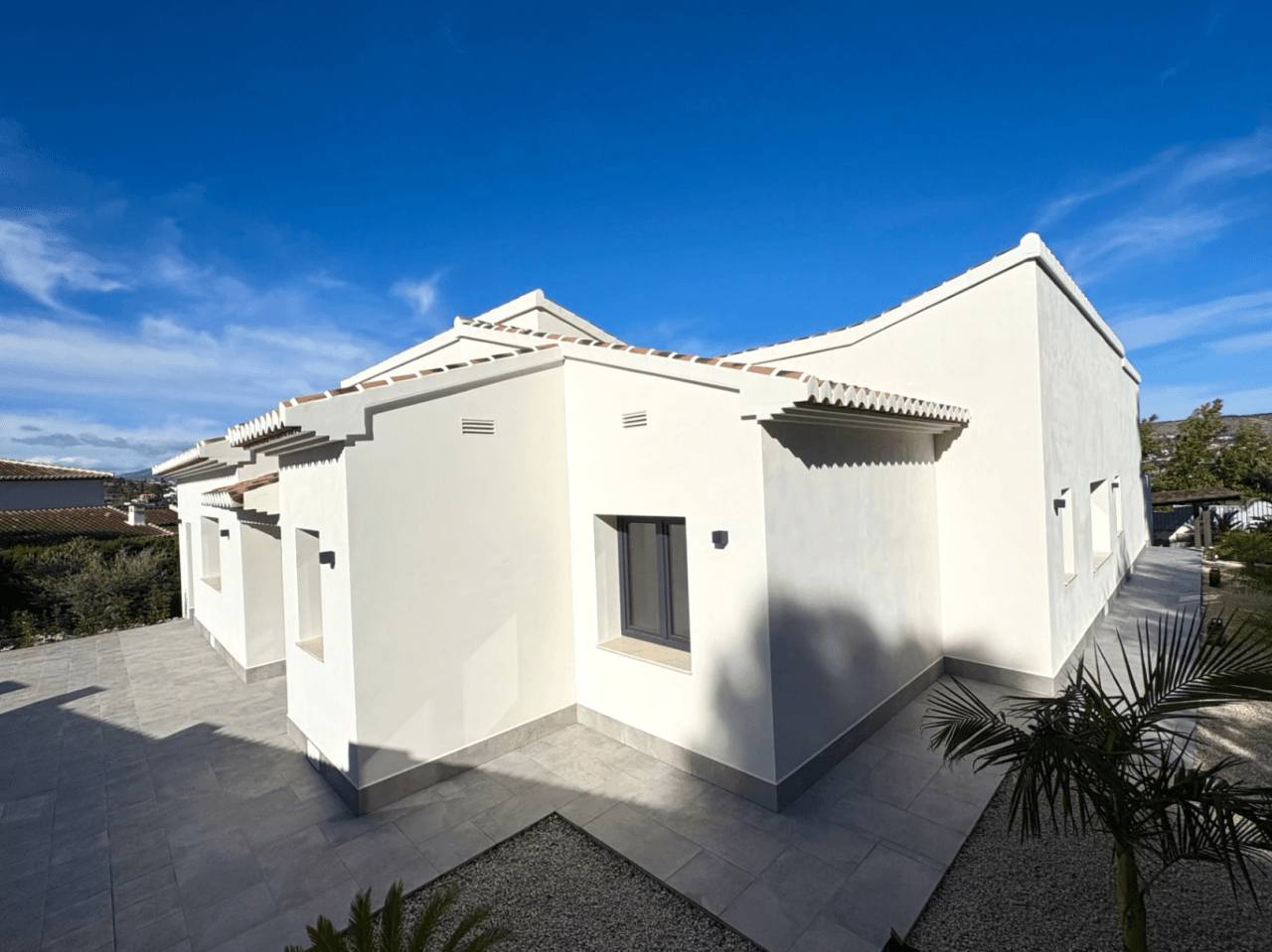 Moderne ny villa med utsikt over Montgo i Javea