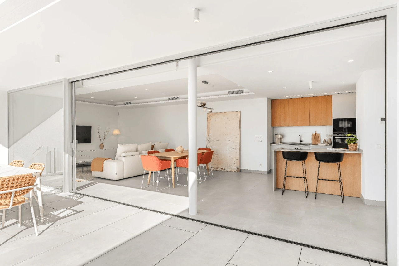Villa klar til at flytte ind med havudsigt