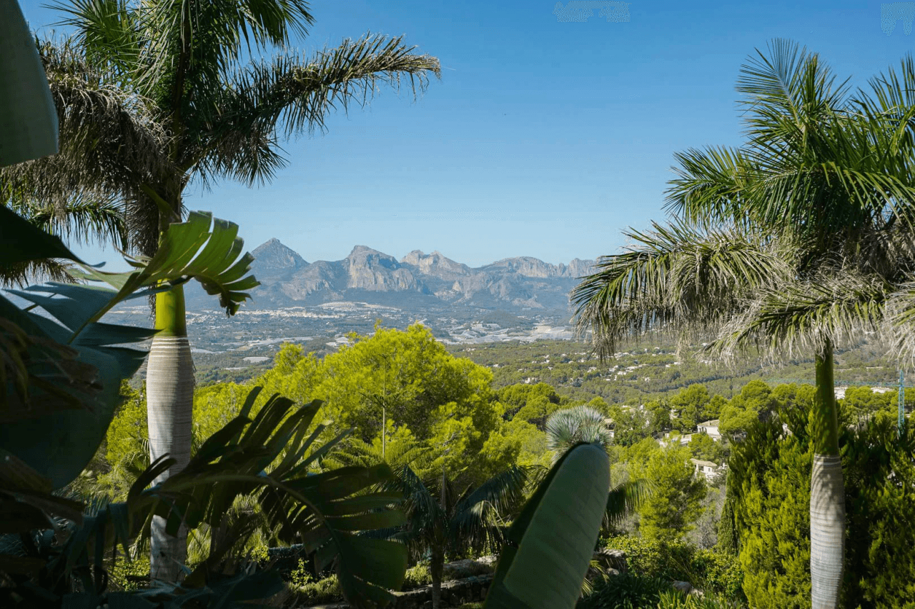 Eksklusiv villa med imponerende udsigt over Sierra Altea