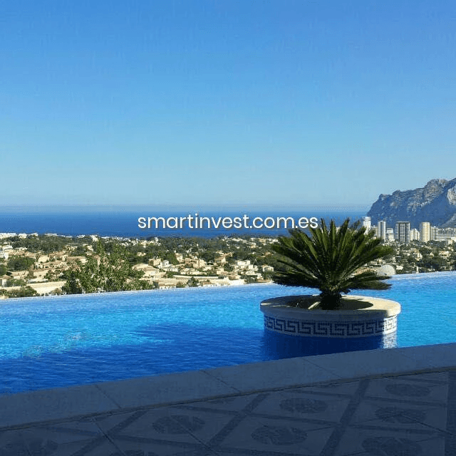 Impressive Luxury Villa with Pool and Spectacular Views in Costa Blanca