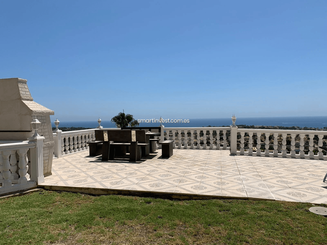 Impressive Luxury Villa with Pool and Spectacular Views in Costa Blanca