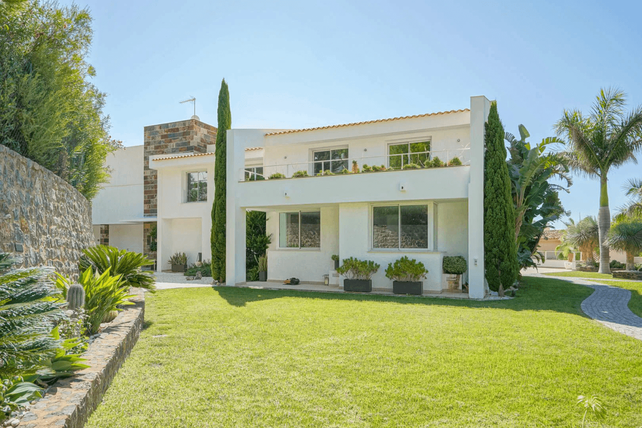 Eksklusiv villa med imponerende udsigt over Sierra Altea