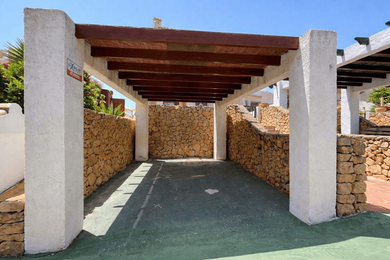 Preciøst rækkehus med havudsigt i Altea Hills