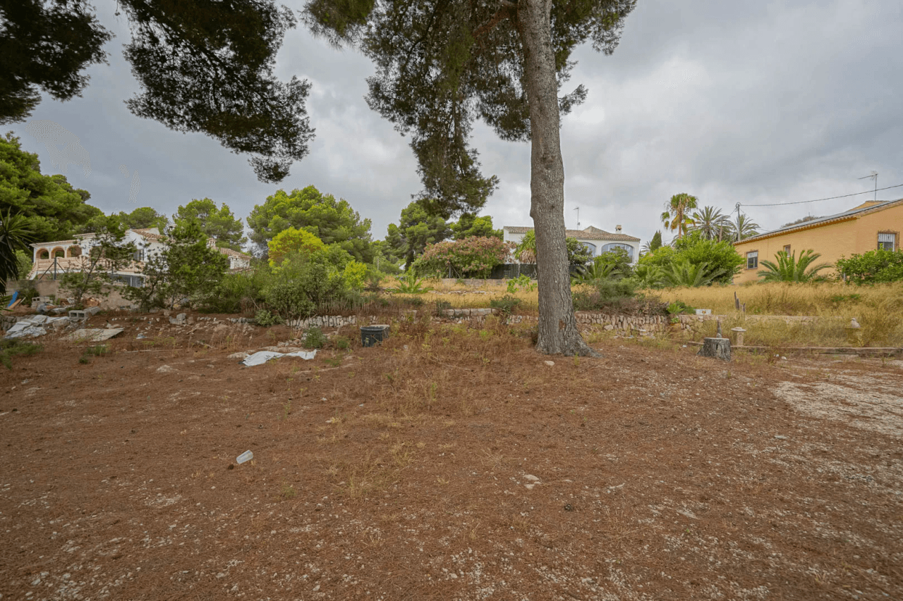 Terrain à la vente à Javea