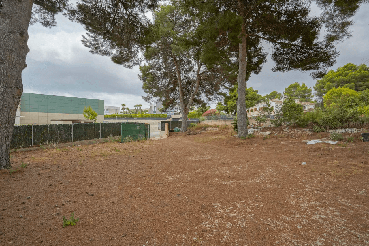 Terrain à la vente à Javea