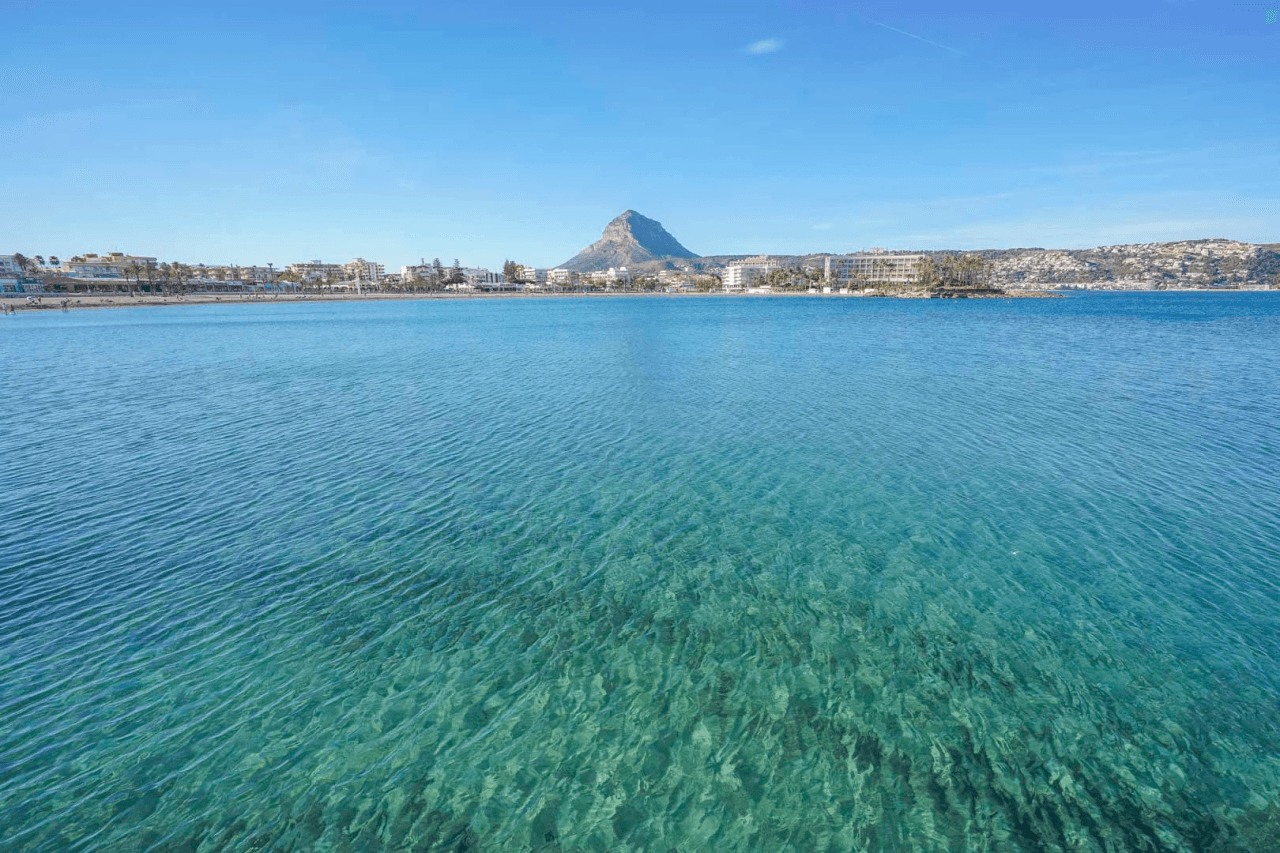 Terrain à la vente à Javea