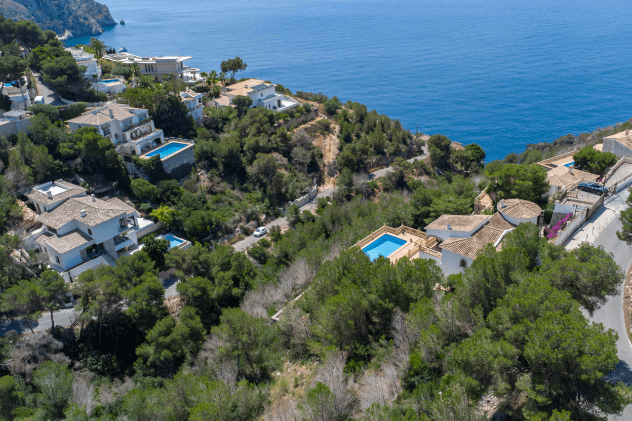 Terrain à la vente à Javea