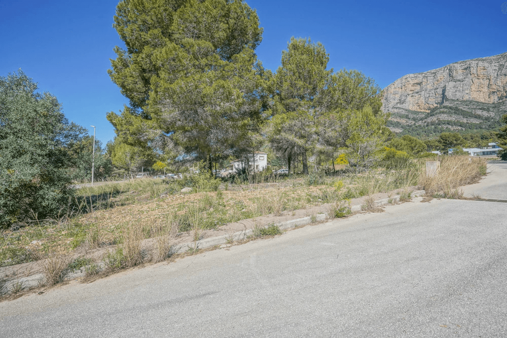 Terrain à la vente à Javea