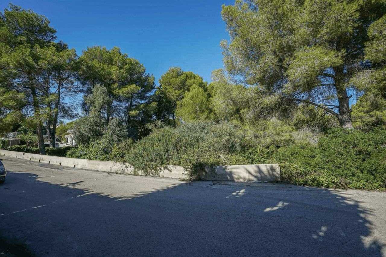 Terrain à la vente à Javea