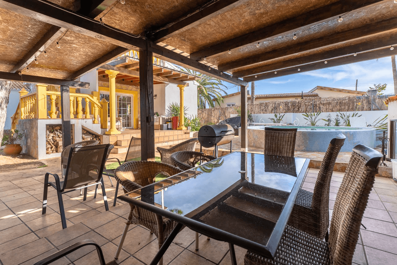 Villa til salg i Denia