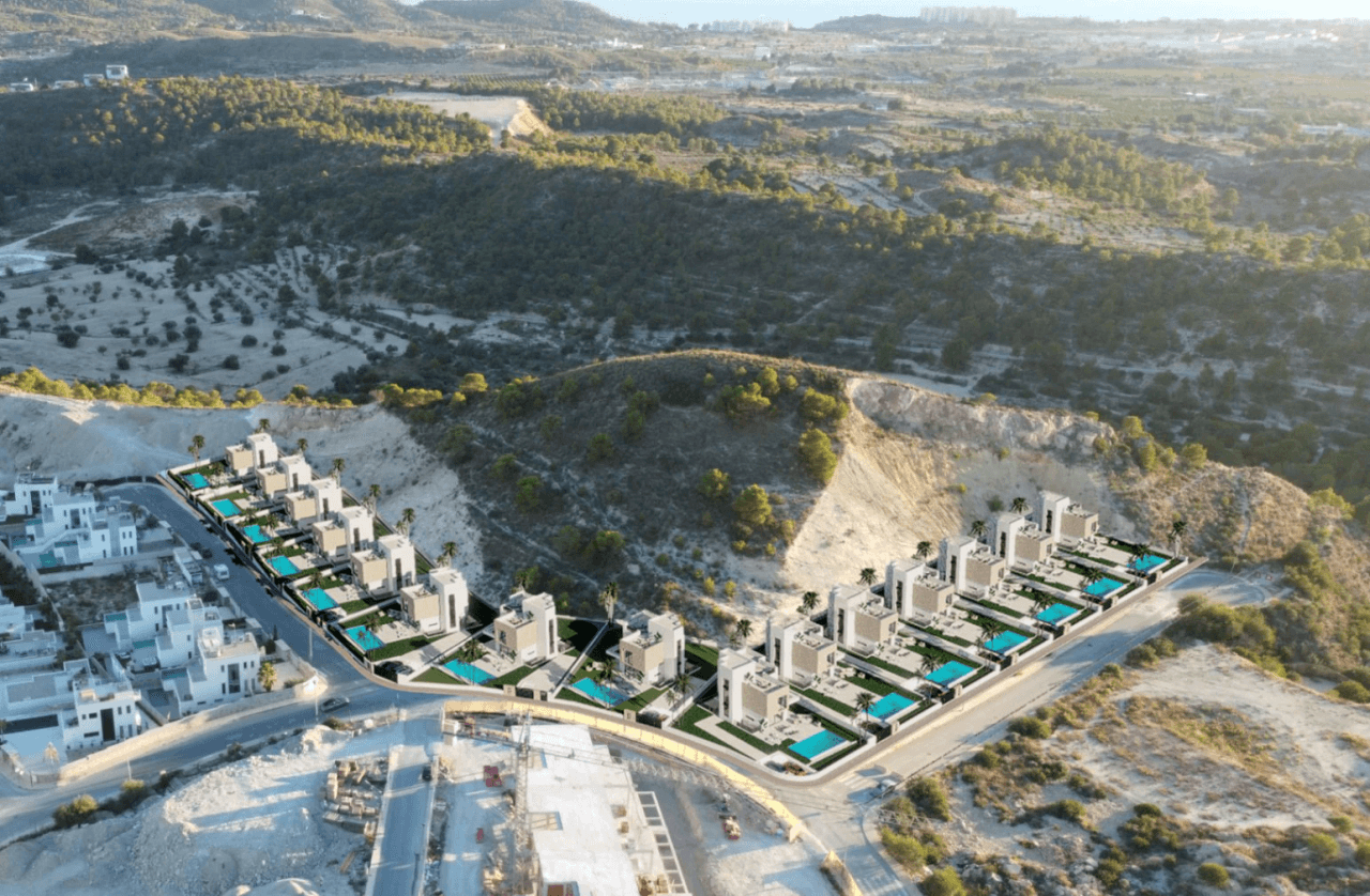 Neu gebaute Villen mit Meerblick