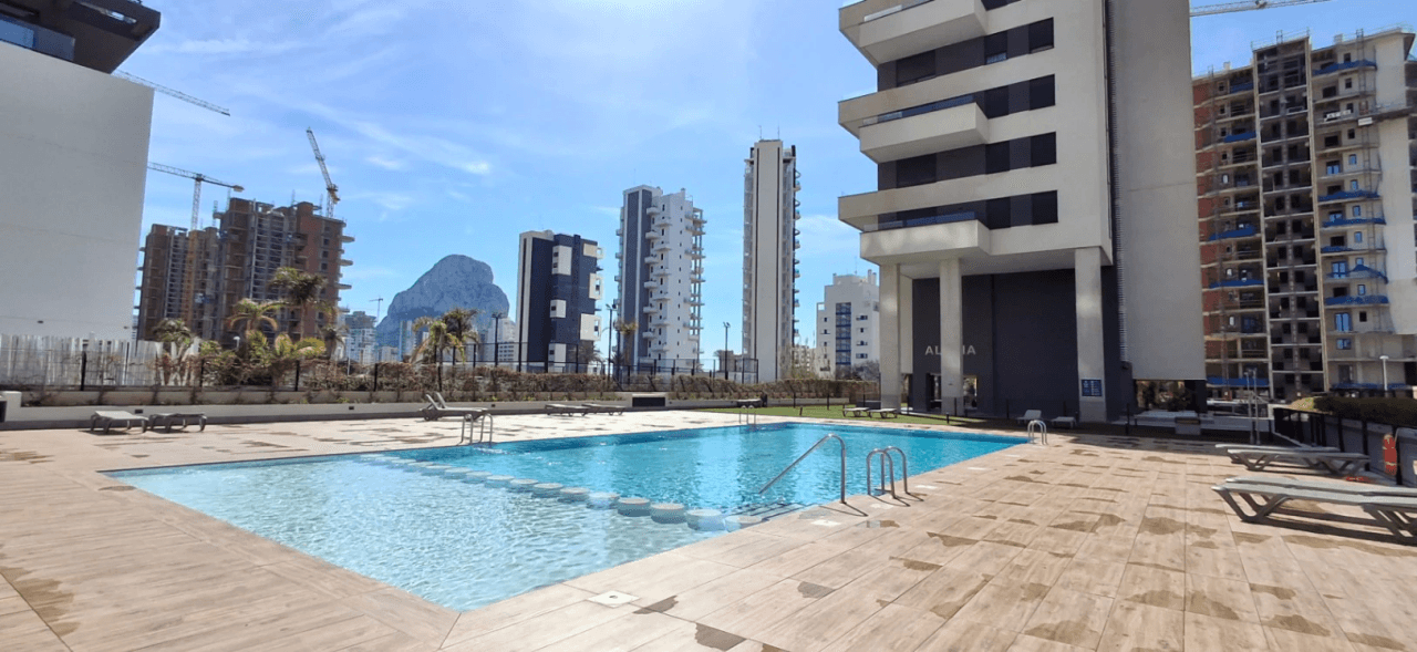 Nyoppusset penthouse med panoramautsikt over Calpe og havet.