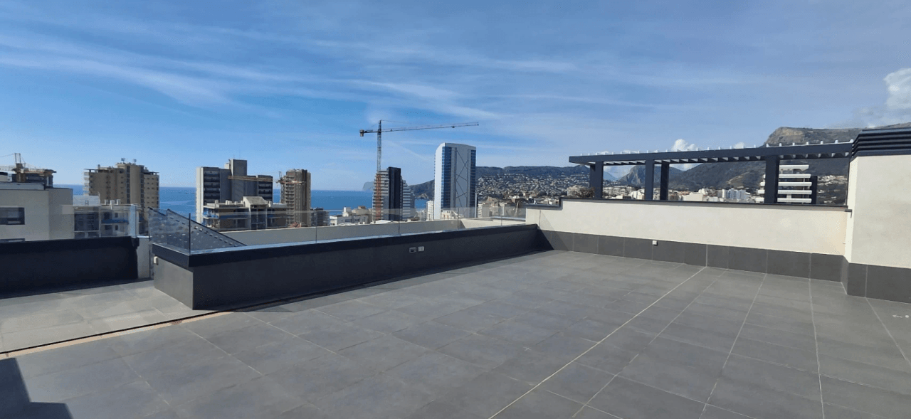 Nyoppusset penthouse med panoramautsikt over Calpe og havet.