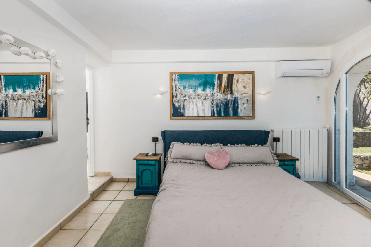 Villa con vistas panorámicas al mar y la Isla de Portichol en Javea