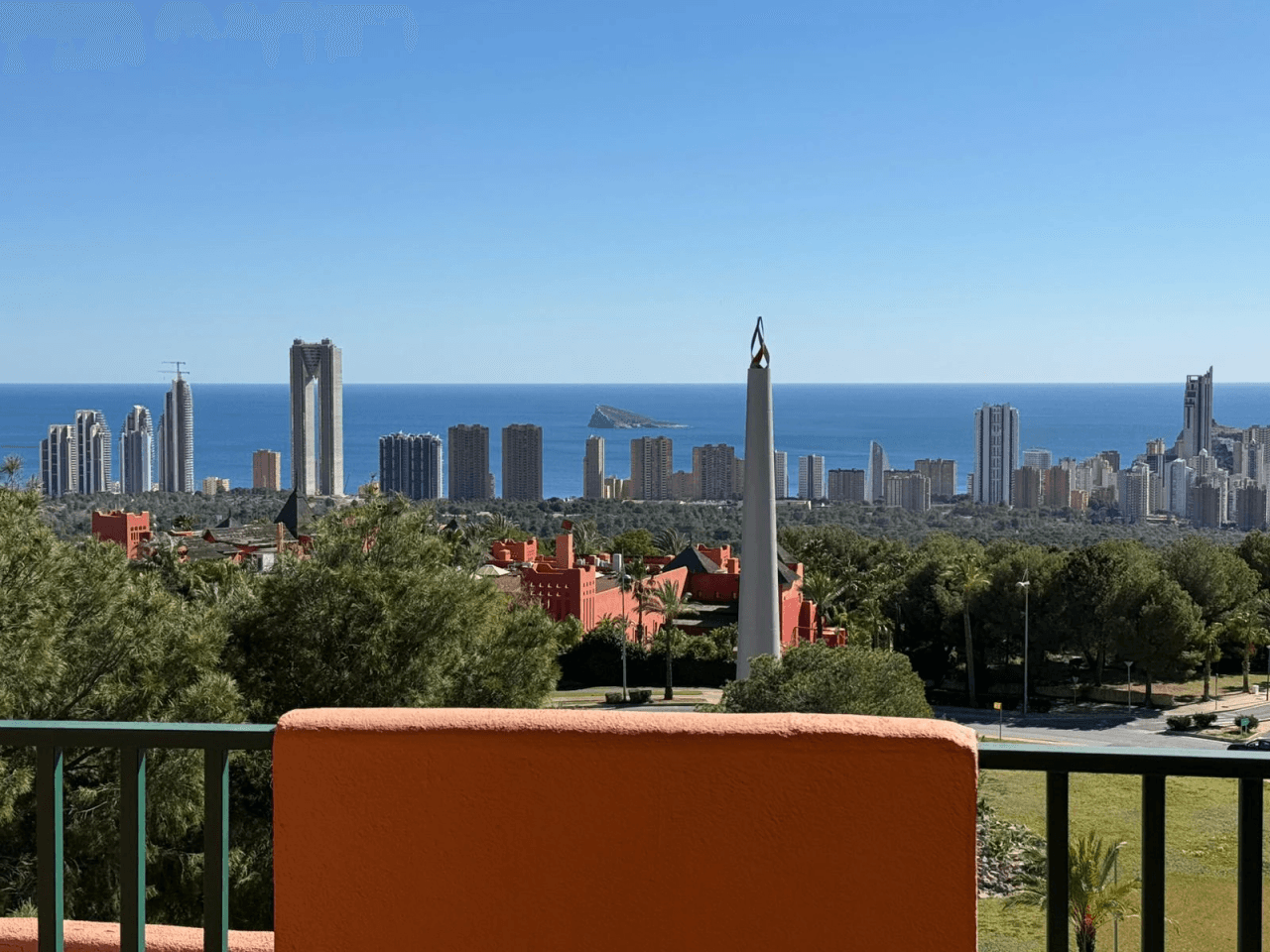 Apartamento con vistas espectaculares al mar y Benidorm