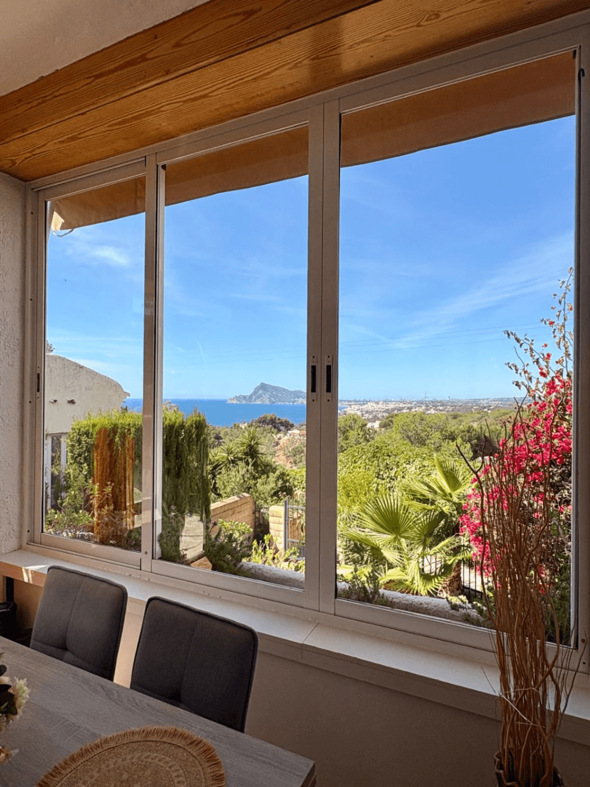 Preciosa casa adosada con vistas al mar en Altea Hills y licencia turistica