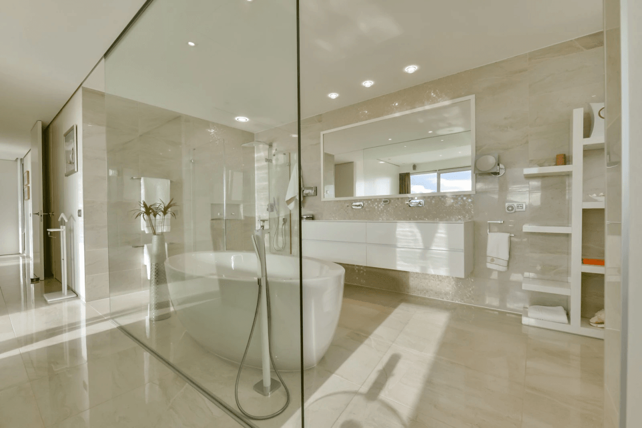 Modern luxury villa with panoramic views of the Mediterranean Sea in the prestigious Sierra de Altea.