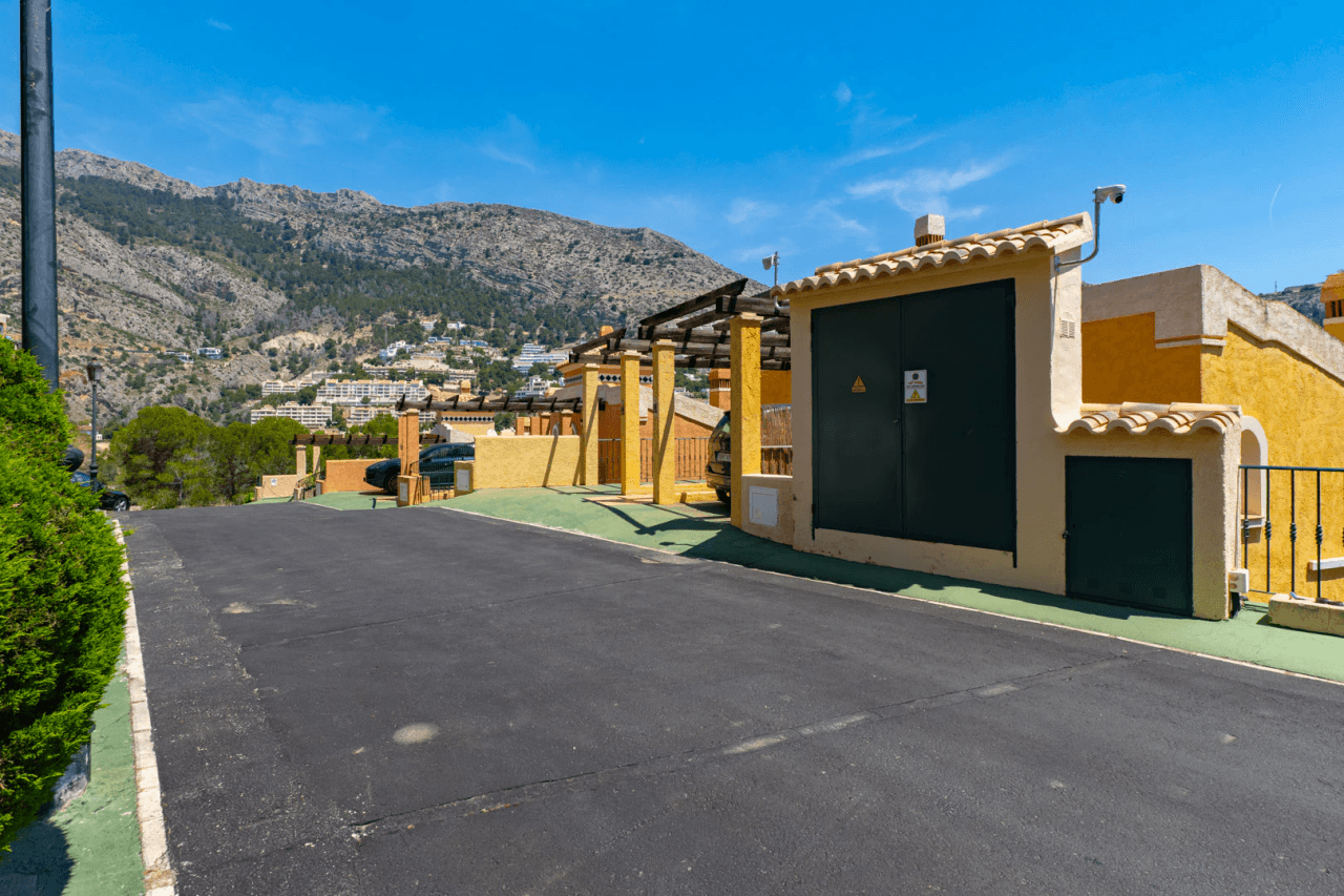 Villa for sale in Altea