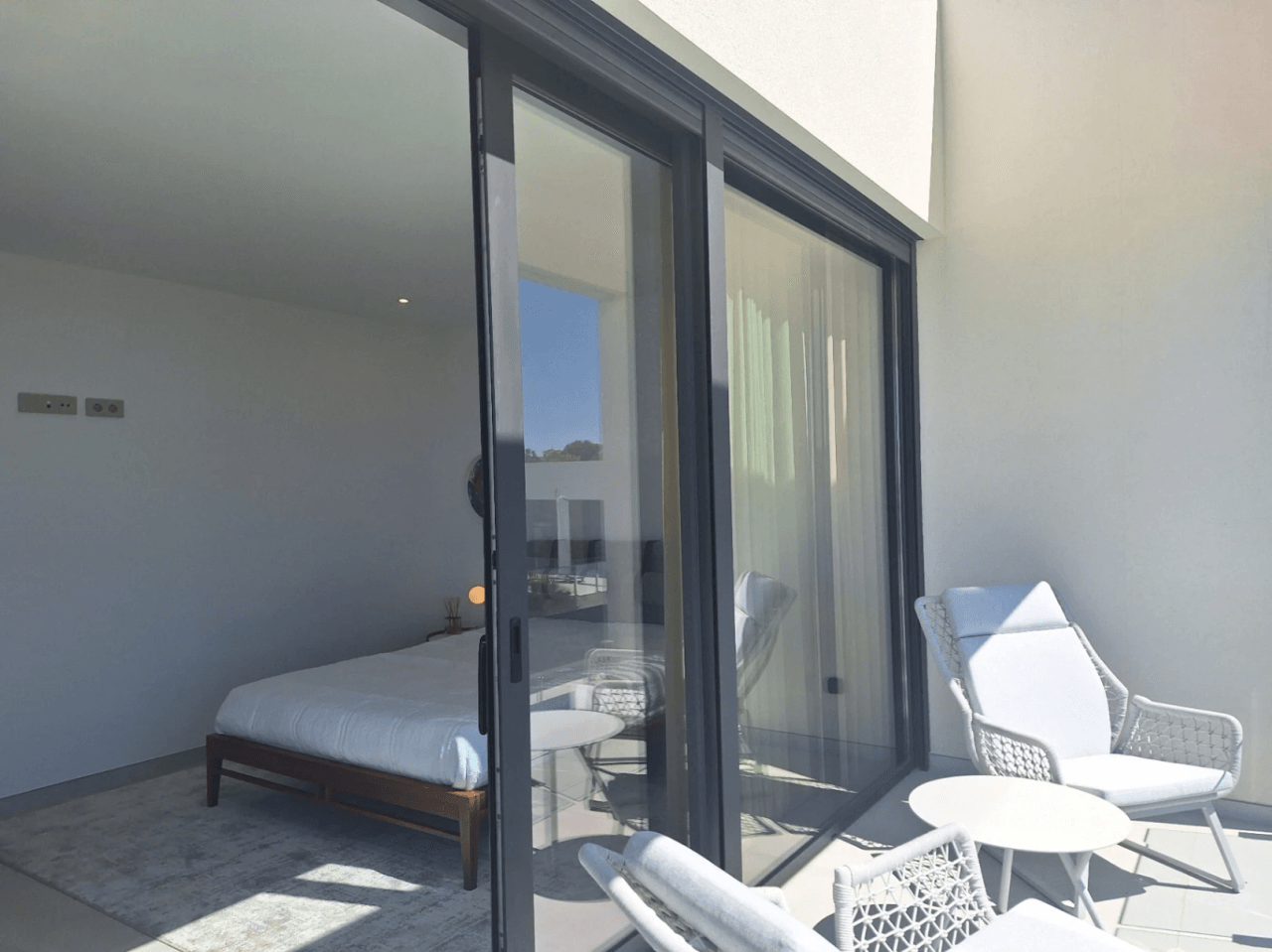 Moderne Villa bezugsfertig
