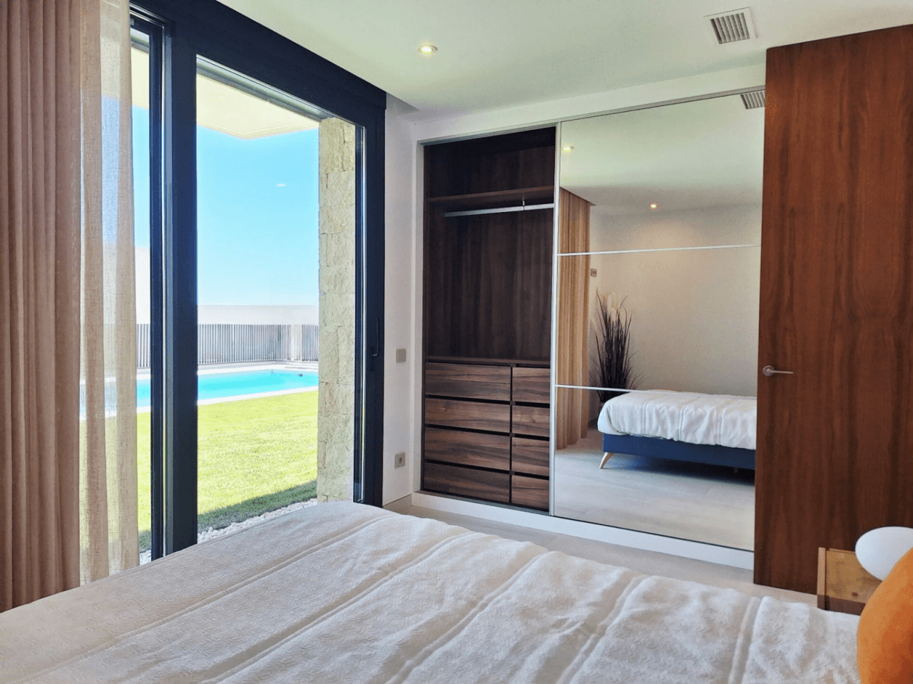 Moderne Villa bezugsfertig
