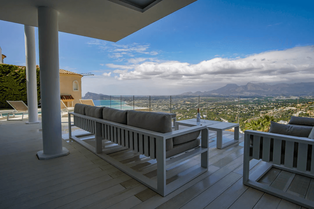 Villa for sale in Altea